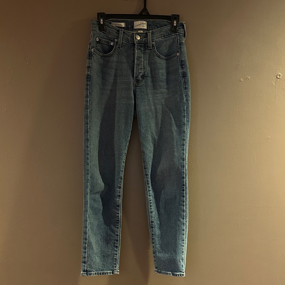 Universal Thread Light Blue Denim Jeans